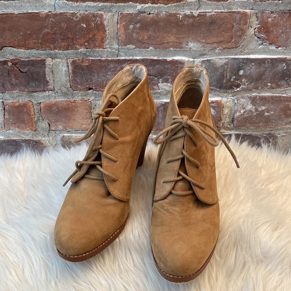 Land's End Suede Booties, Size 7.5 - Picture 10 of 17